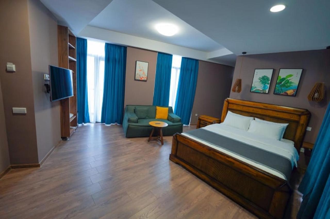 Hotel Linge Tbilisi Ngoại thất bức ảnh